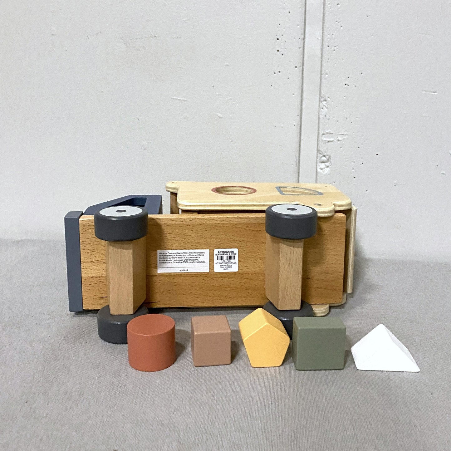 Wood Shape Sorting Truck
