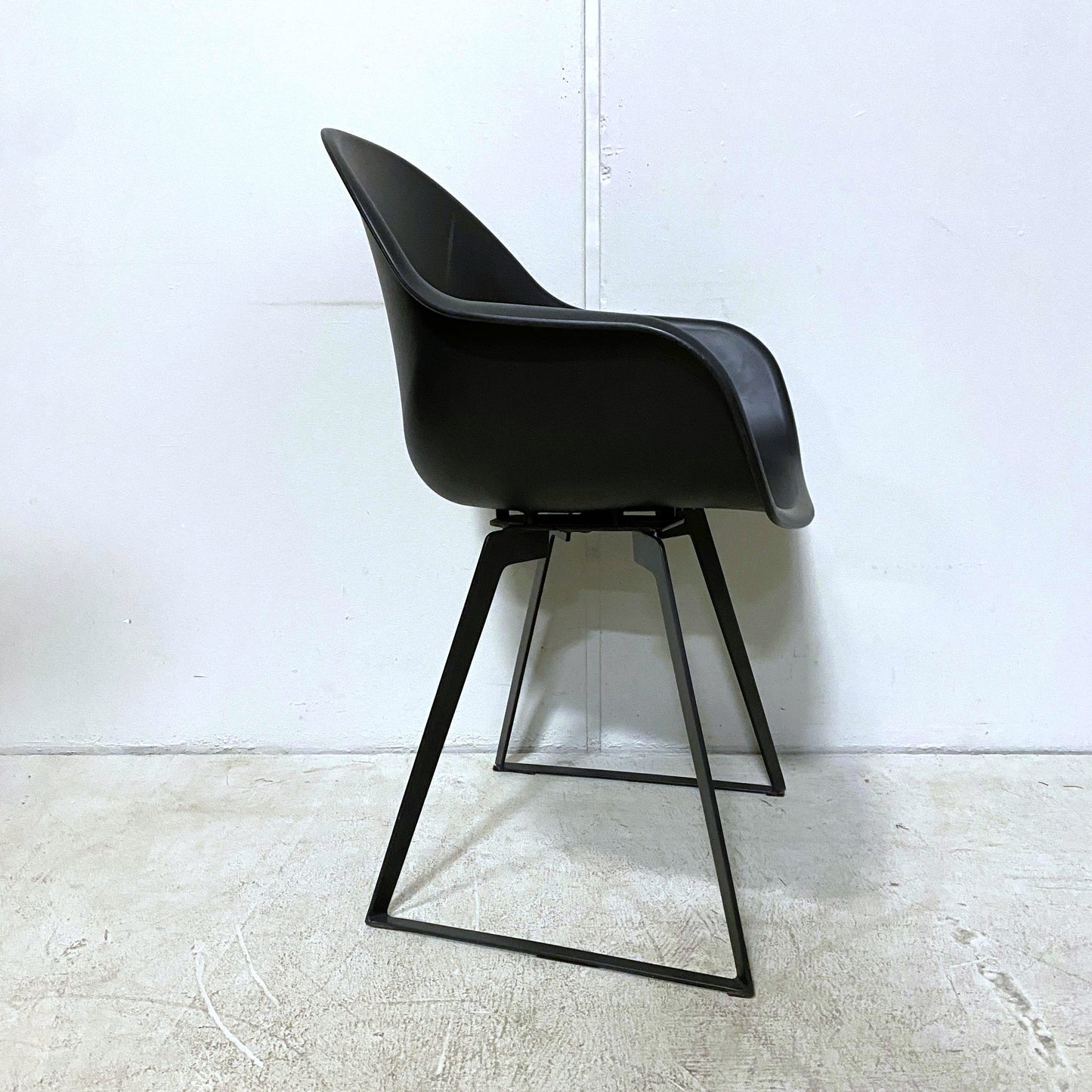 Contoured Dining Chairs (Set of 4)