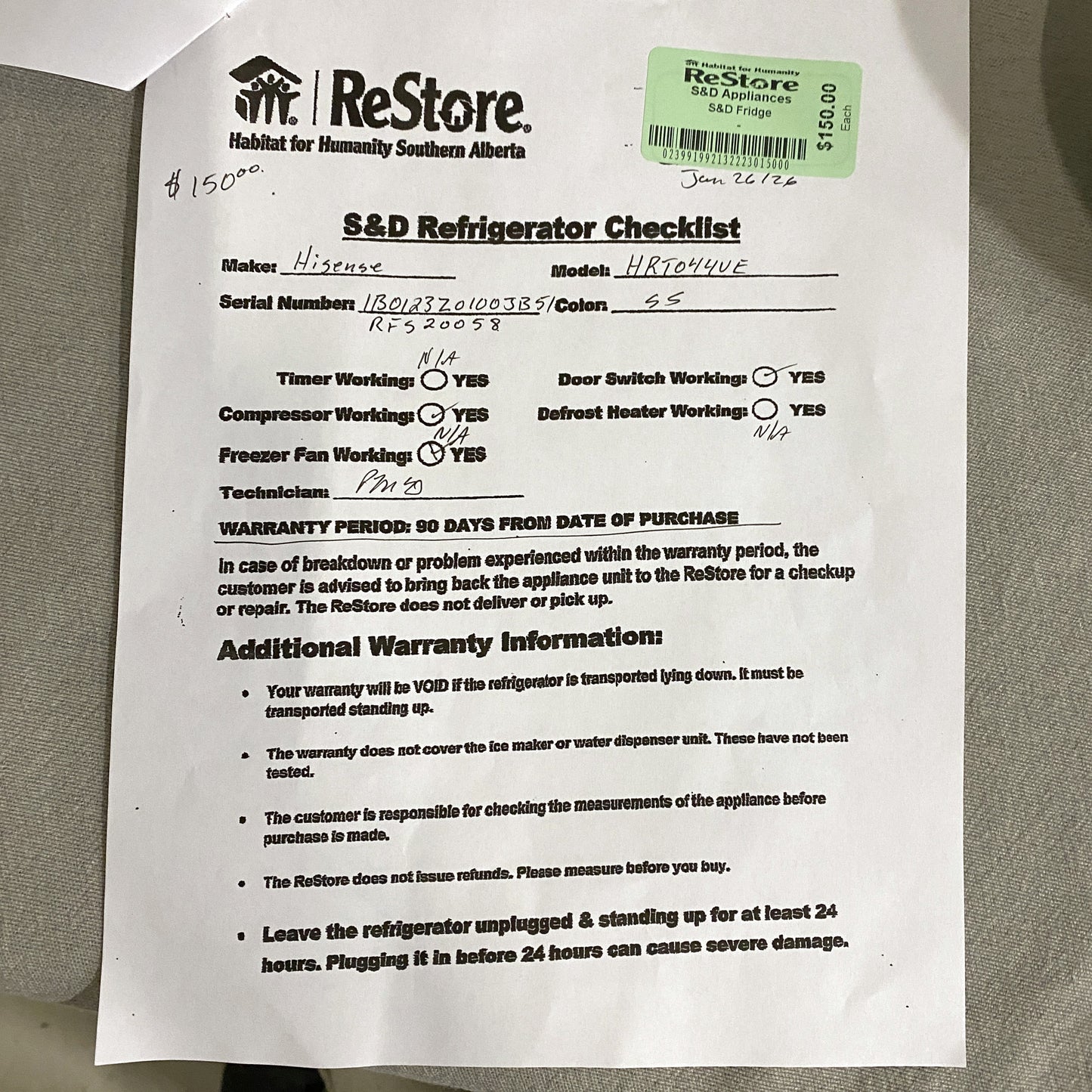 19" 4.4 cu ft. Compact Fridge with Freezer