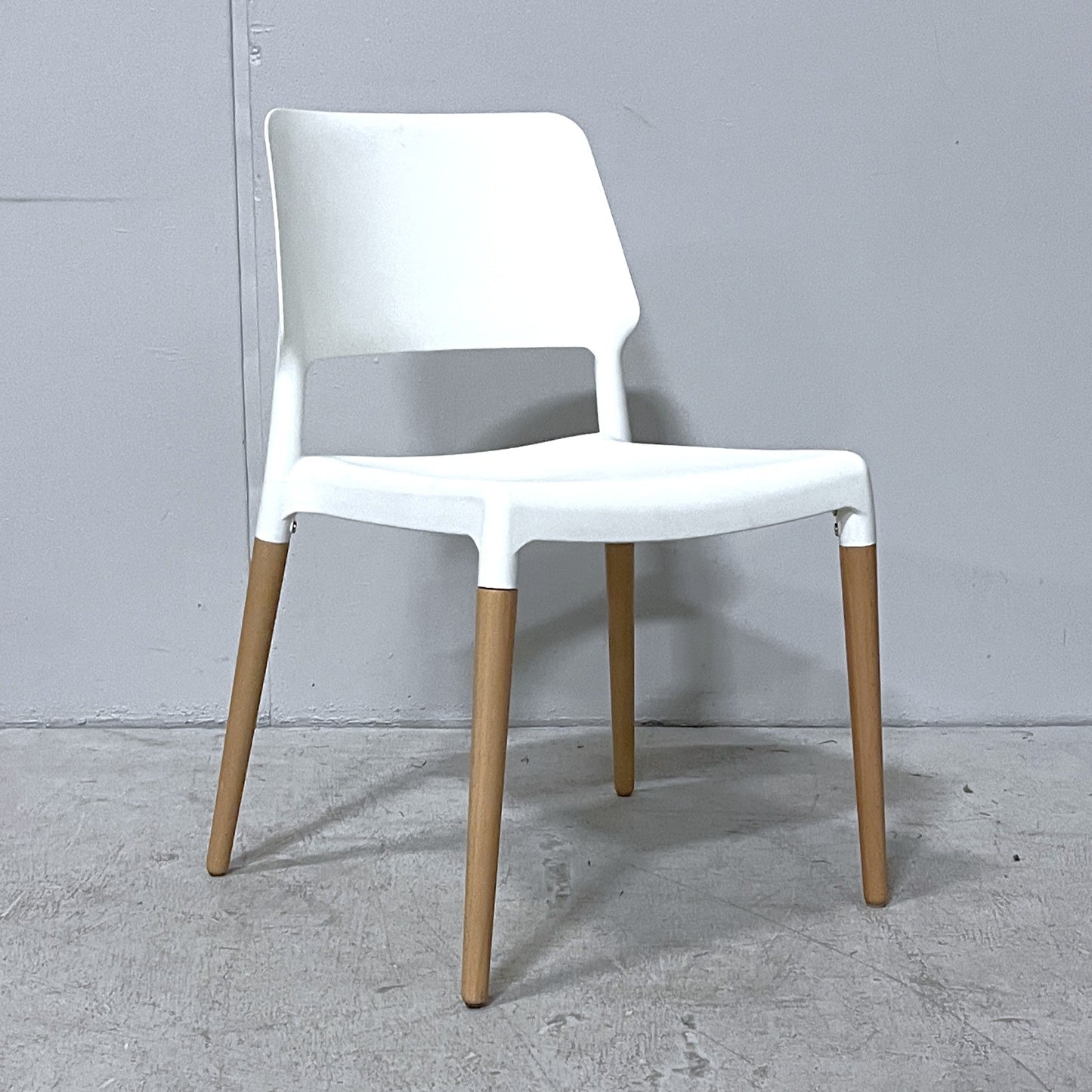 Scandi Style Chairs with Natural Wood Legs (Set of 4)