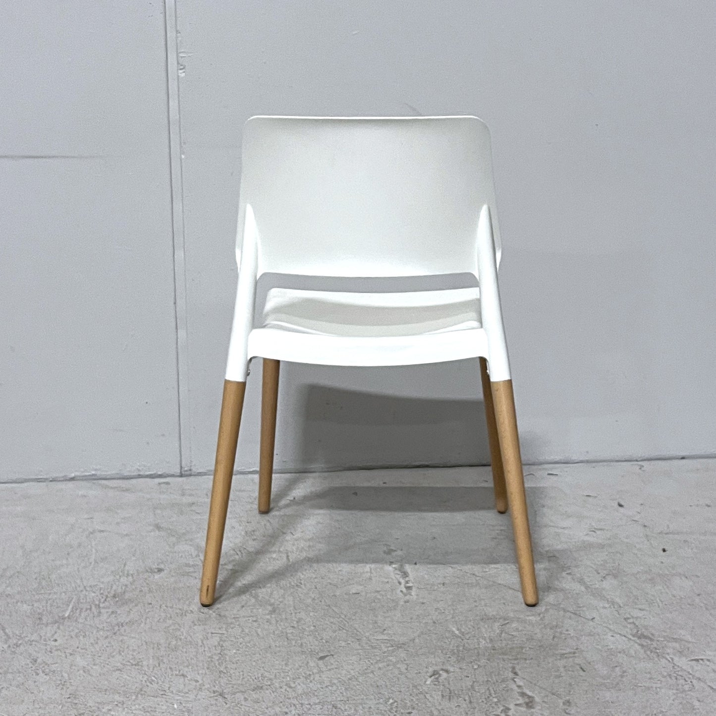 Scandi Style Chairs with Natural Wood Legs (Set of 4)