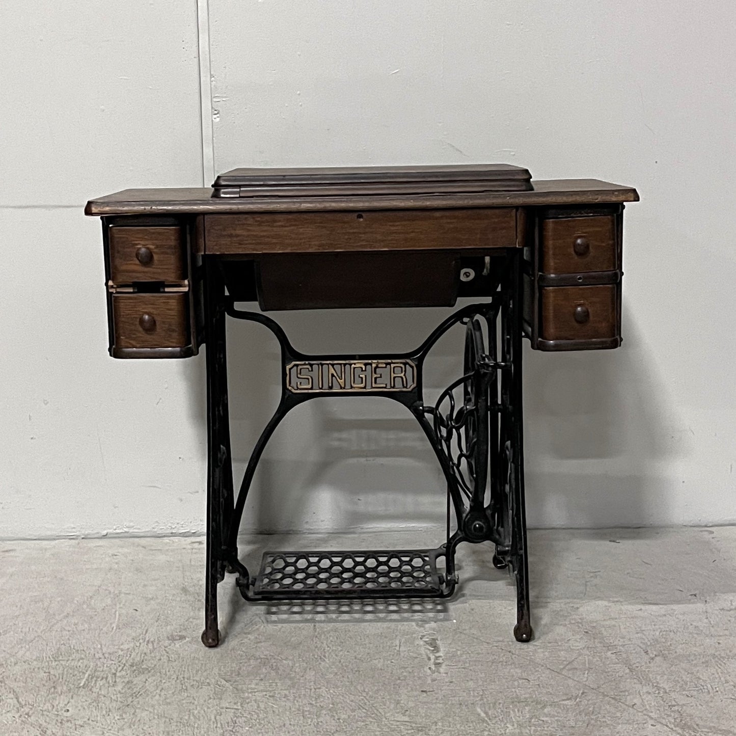 Antique Singer Treadle