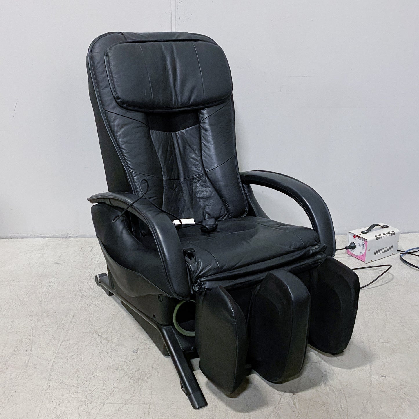 Leather Heat and Massage Chair