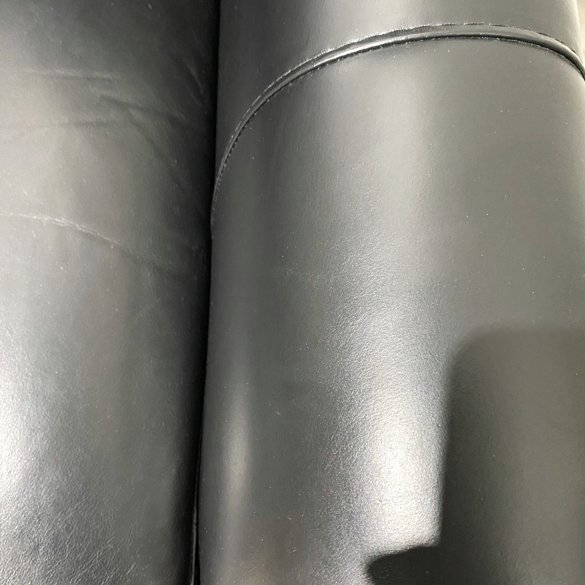 High-quality Pleather Love Seat