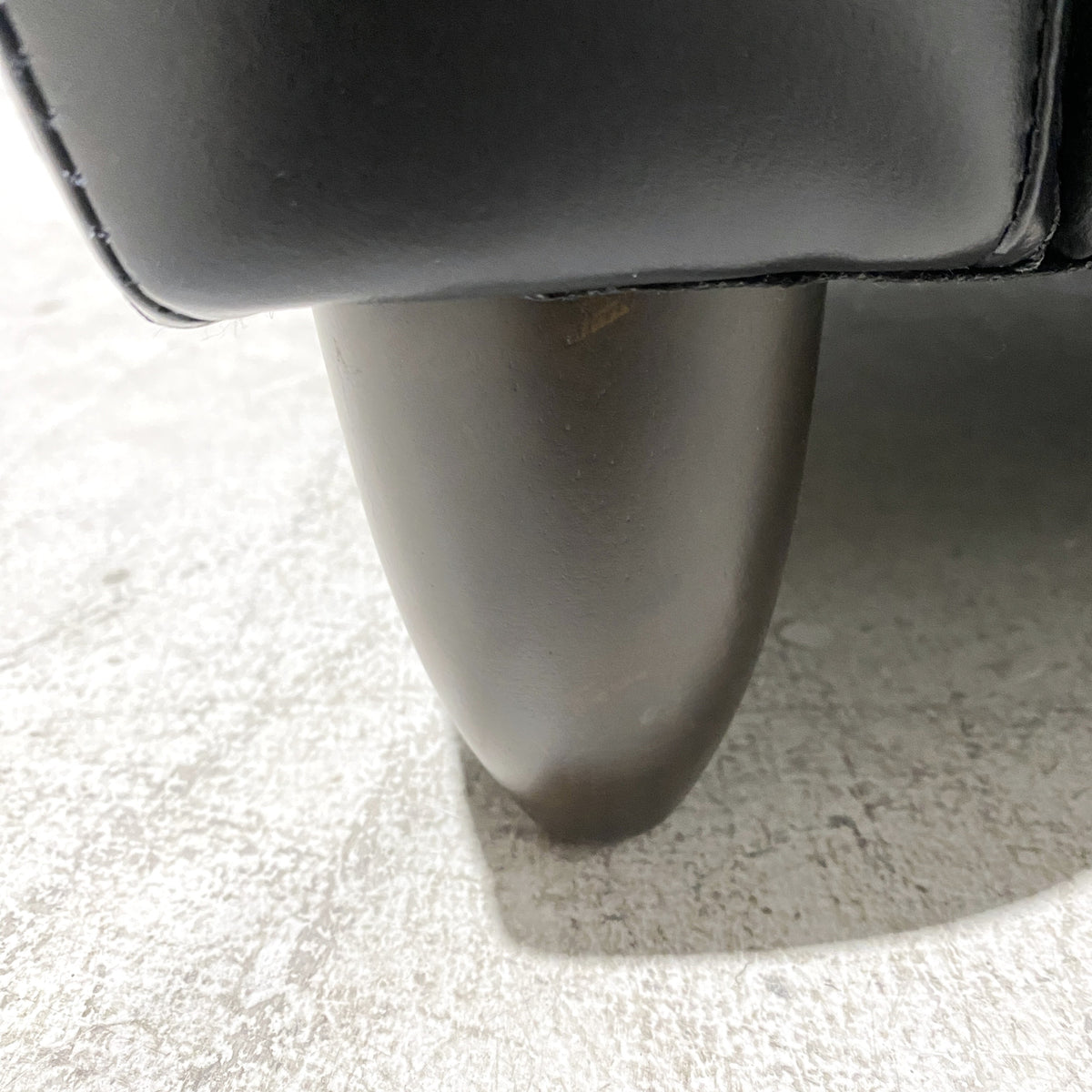 High-quality Pleather Love Seat