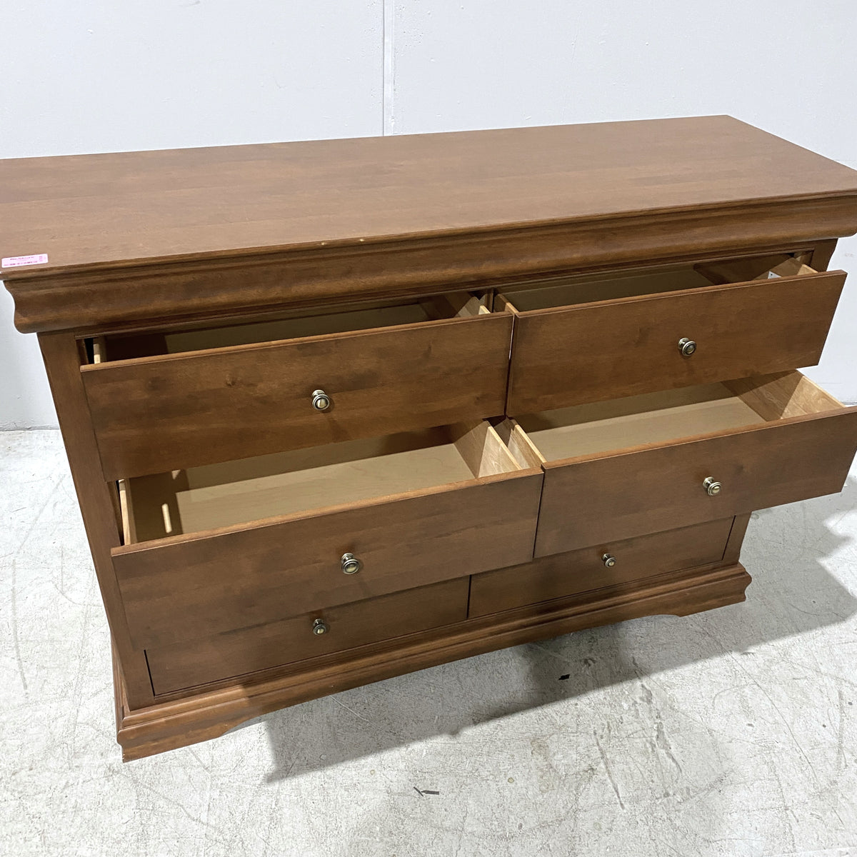 8 Drawer Dresser