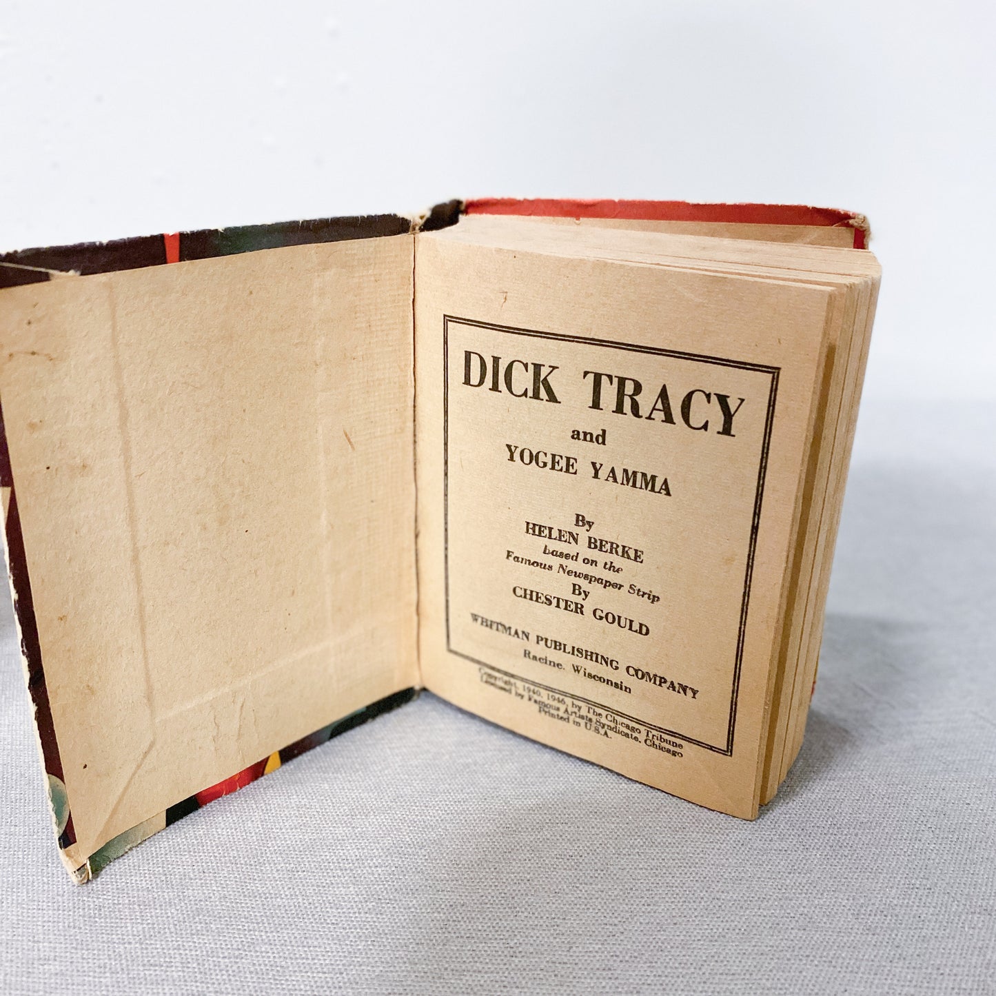 Antique Graphic Novel Set