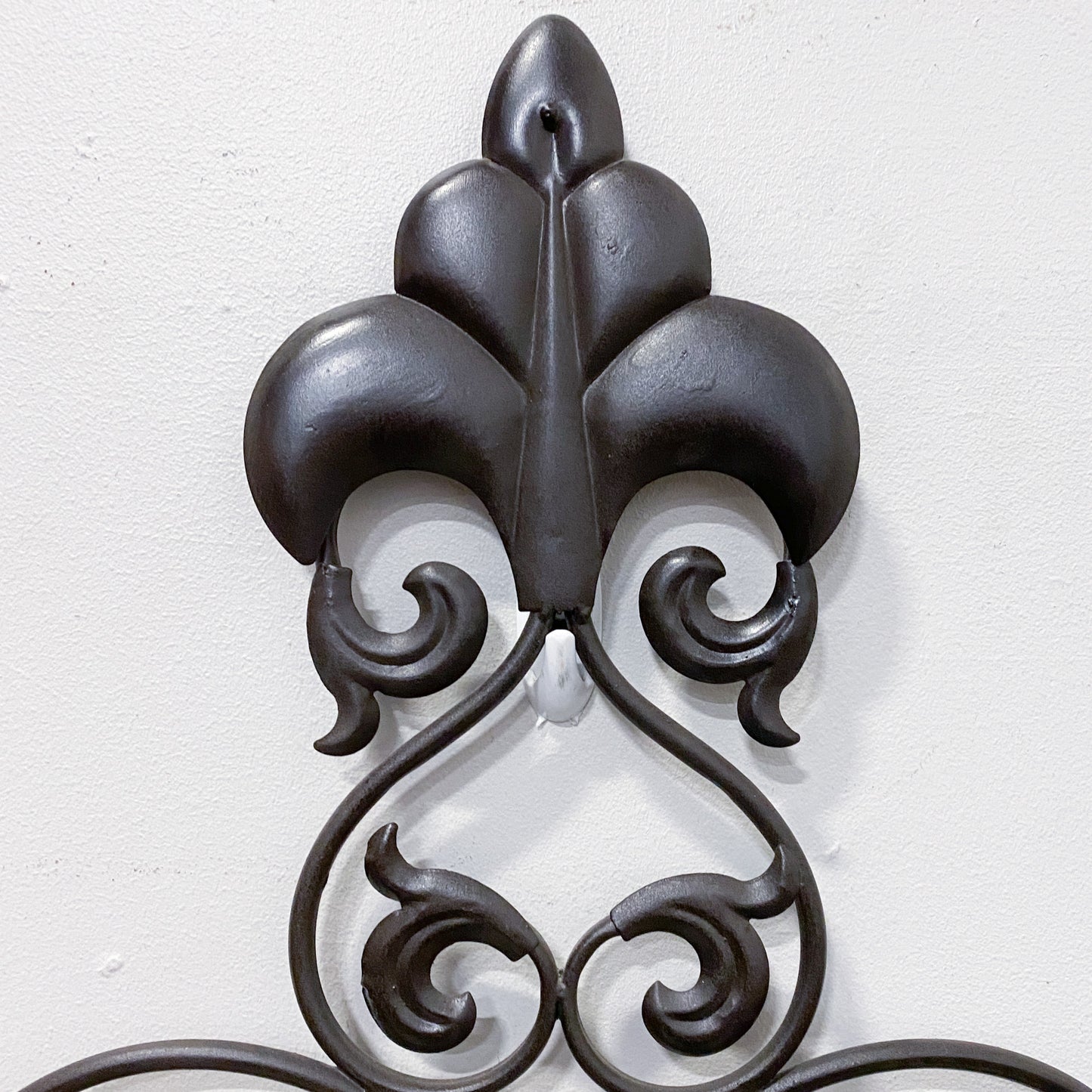 Metal Scroll Wall Decor