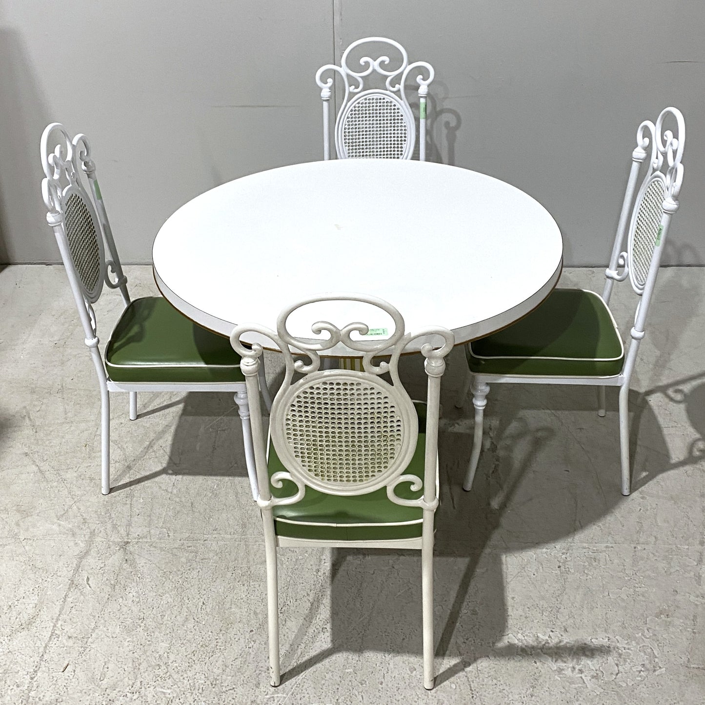 4 Vintage White Dining Chairs and Table