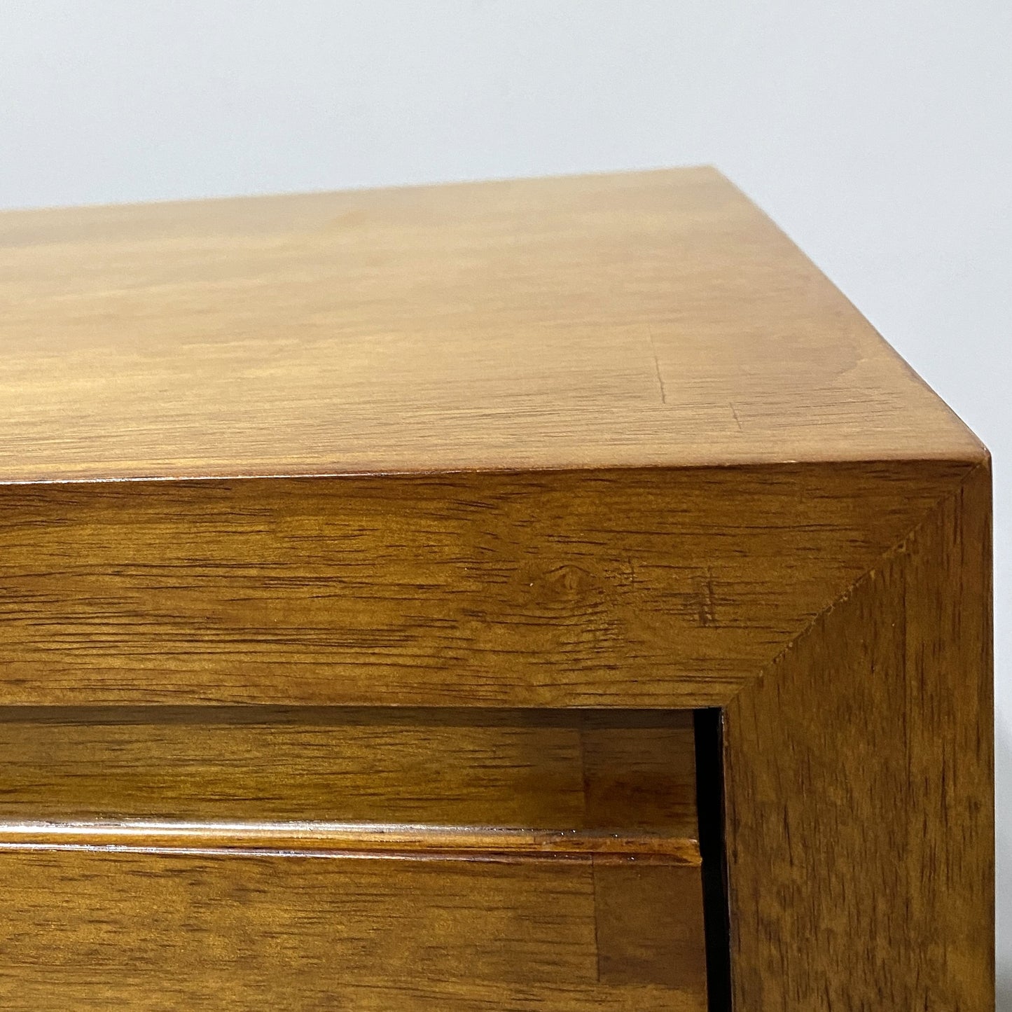 5-Drawer Dresser
