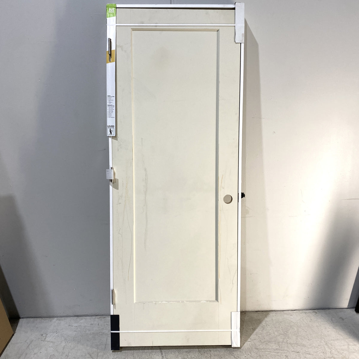 30" X 80" Prehung Interior Door with Silver Hinges (RH)