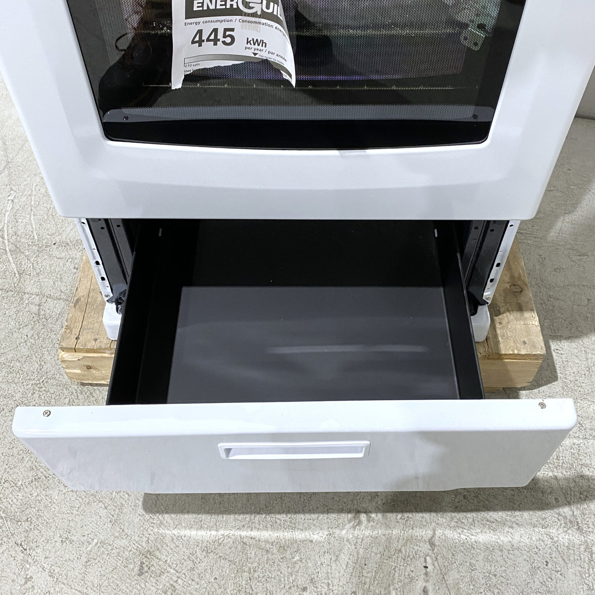 24" Free Standing Electric Range (New)