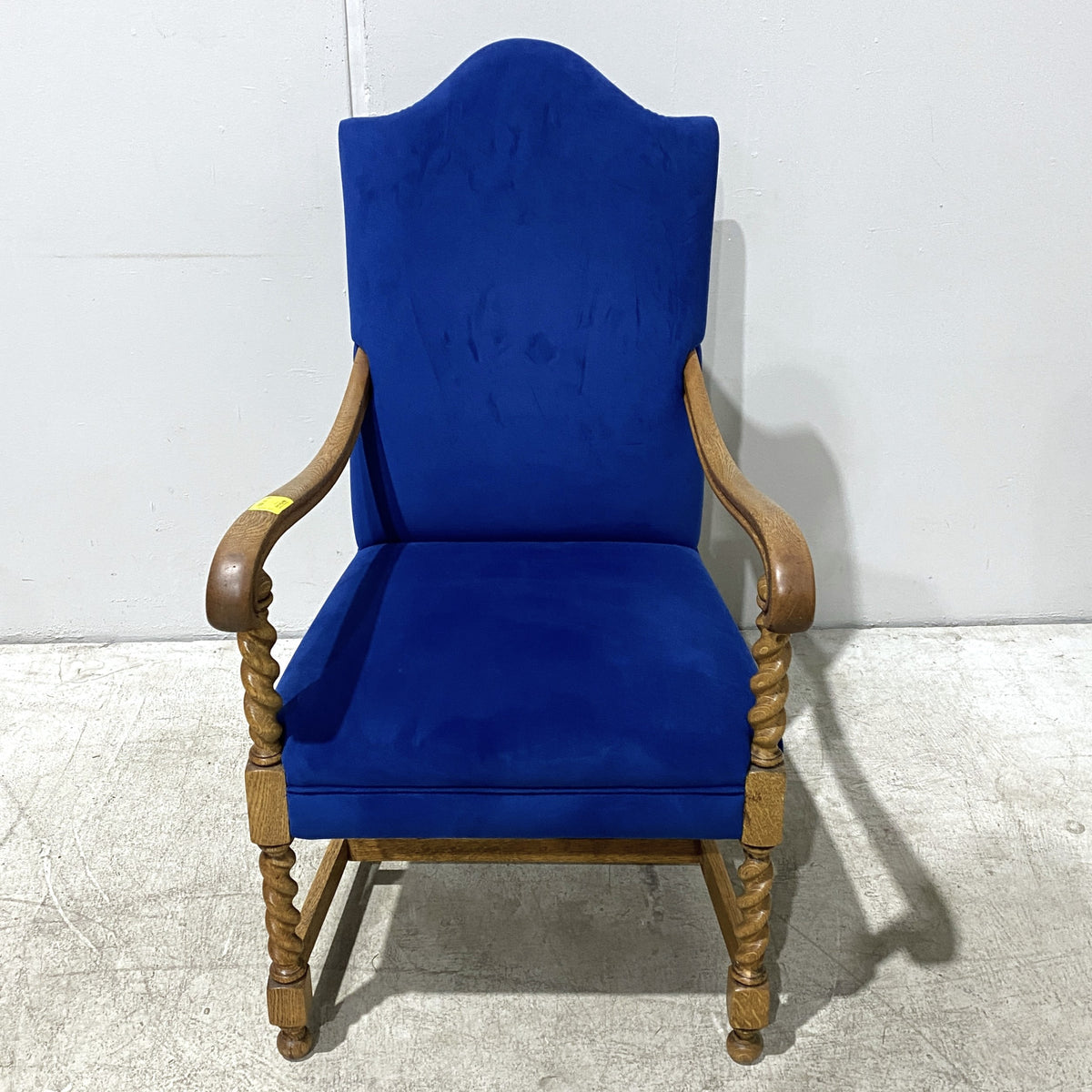 Late 19th- Century William & Mary style Walnut Fauteuil Armchair