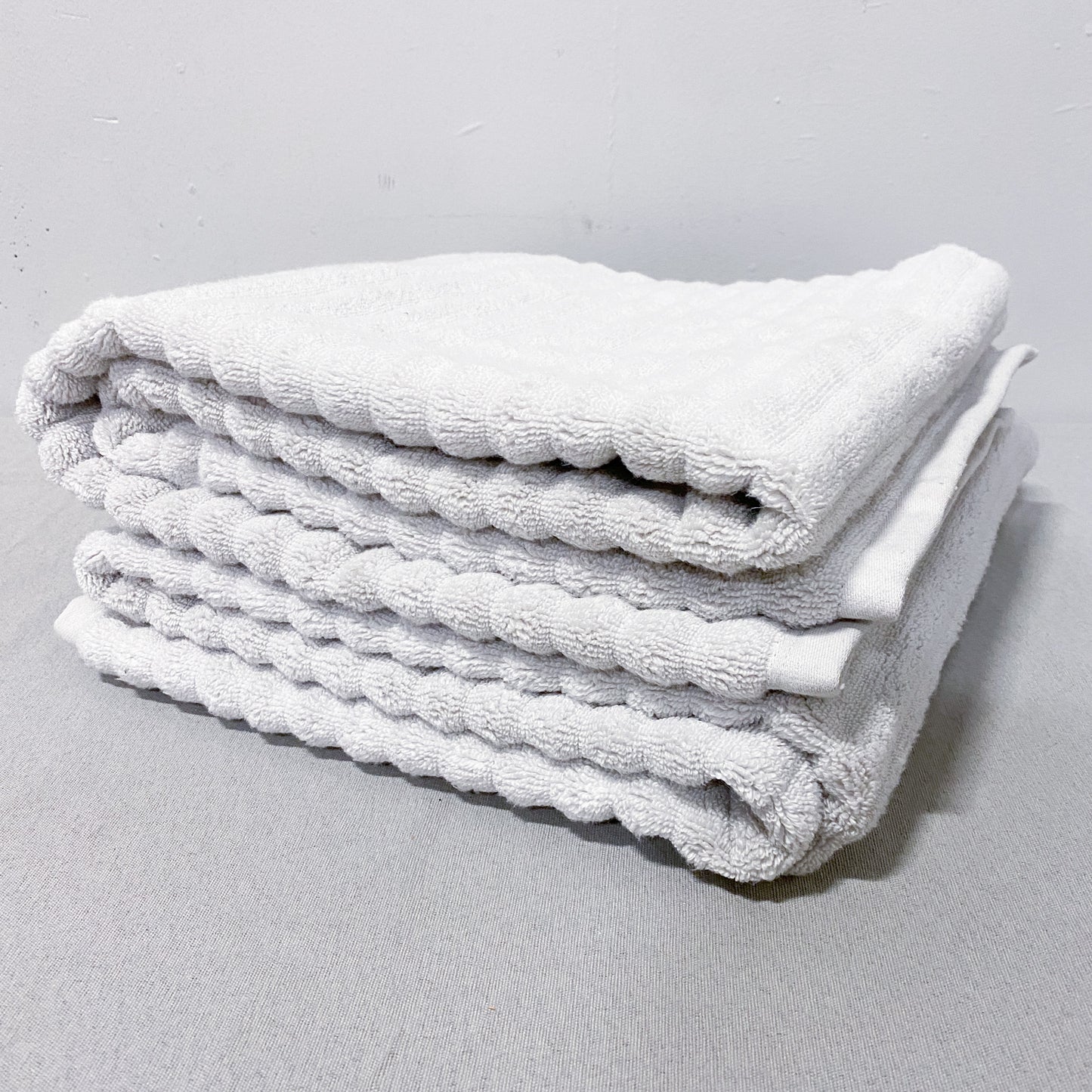 Grey Ribbed Bath Towels (Set of 2)