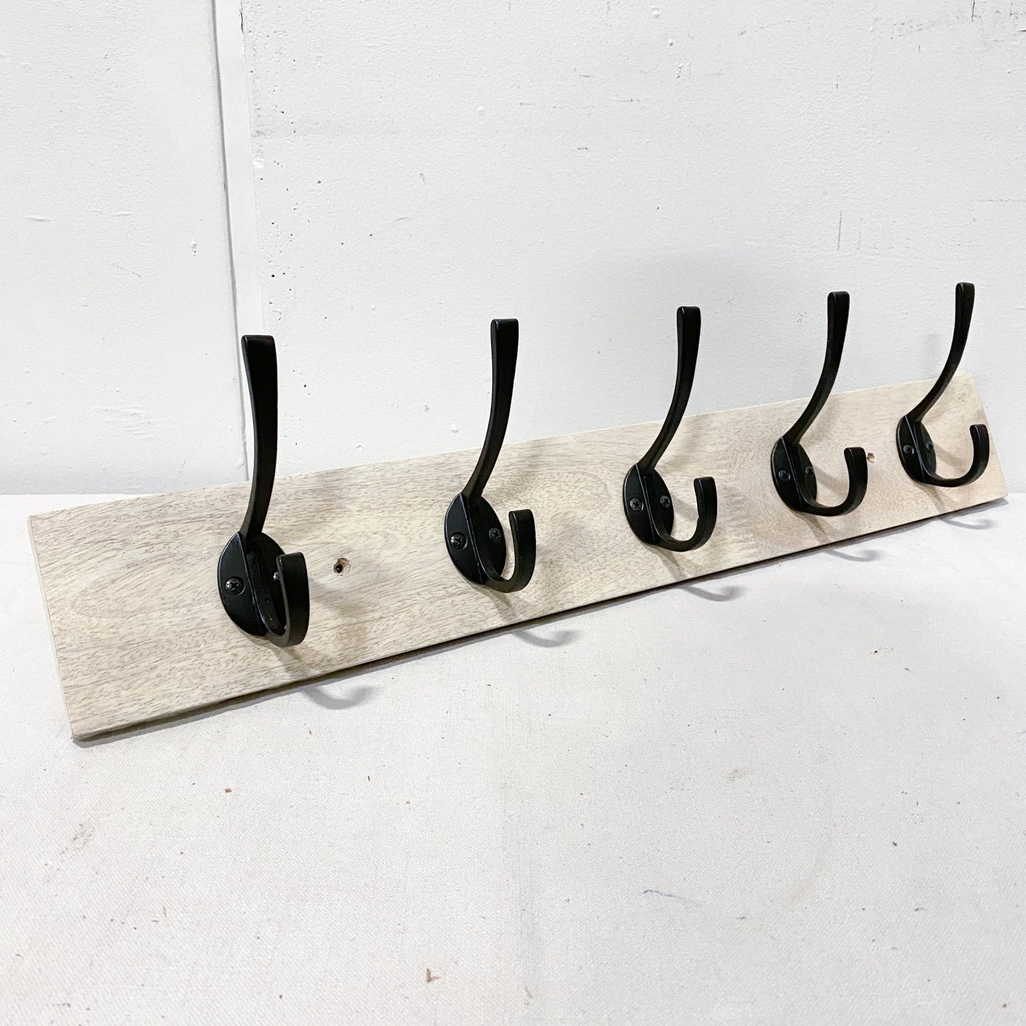 27" Wood 5-Hook Wall Rack