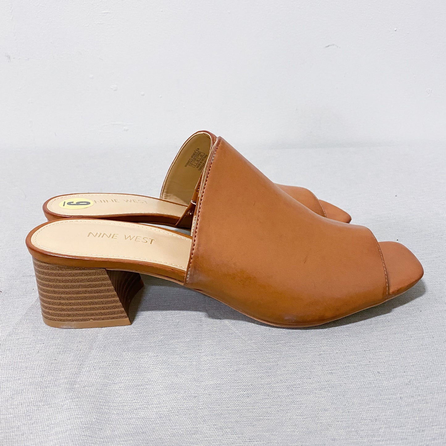 Women's Brown Heels (Size 9)