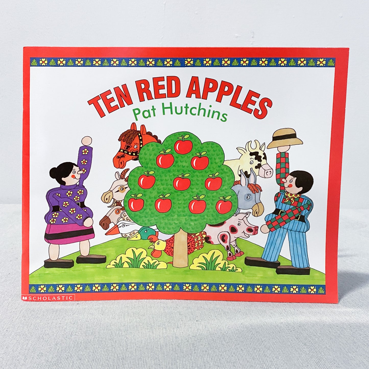 ‘Ten Red Apples’ Kids Book