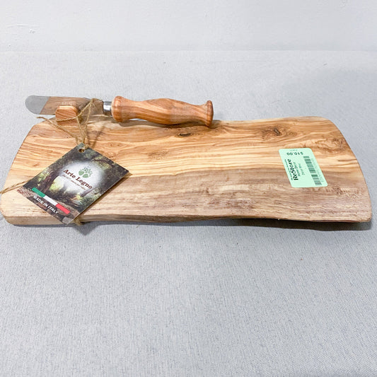 Olive Wood Serving Board & Butter Knife Set - Rectangular